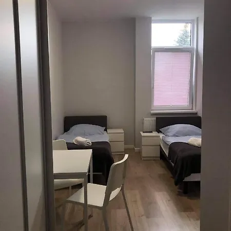 Hostelik Przy Przystanku Hostel