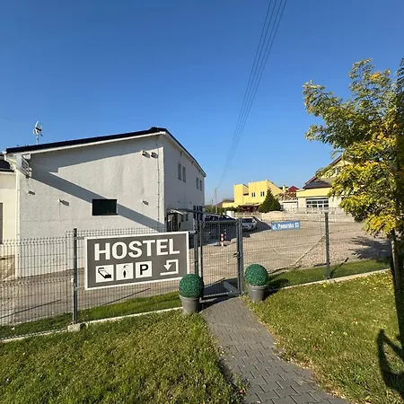 旅馆 Hostelik Przy Przystanku 格雷菲诺