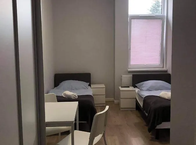 Hostelik Przy Przystanku Hostal