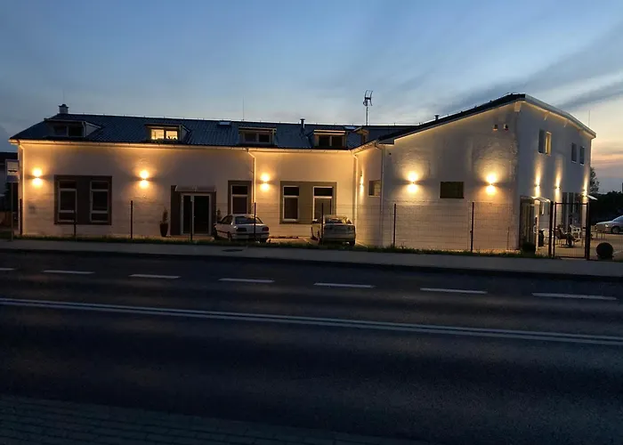 Hostelik Przy Przystanku Hostal